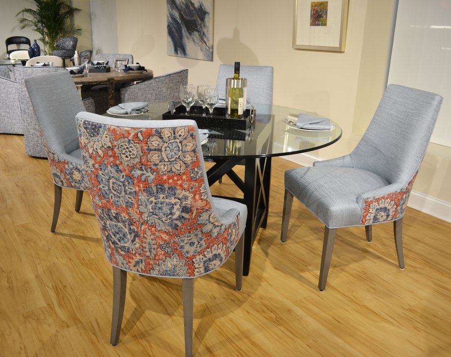 044 Set Y Leander chairs.jpg