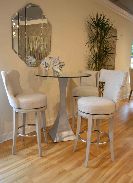 Set ZDD2 Denmark Pennington and Carson Bar stools.jpg